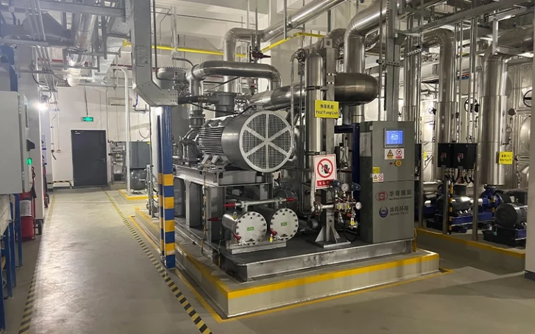 Key Differences Between Absorption Unit and Screw Compressor Systems